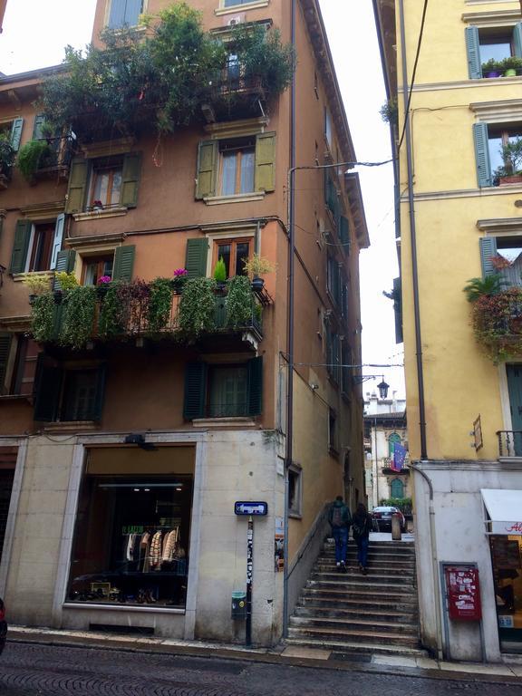 Casa Martini Piazza Erbe Apartment Verona Exterior foto